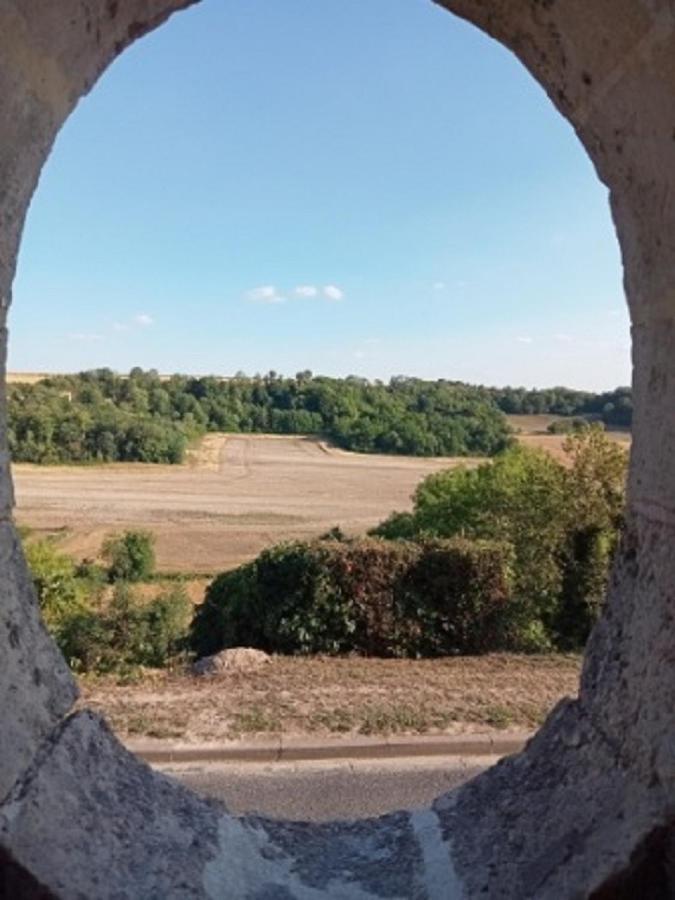 Вілла La Boheme Paissy Екстер'єр фото