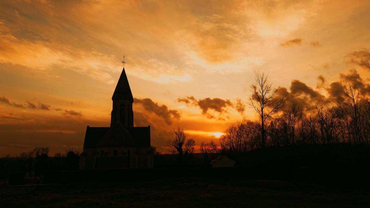 Вілла La Boheme Paissy Екстер'єр фото